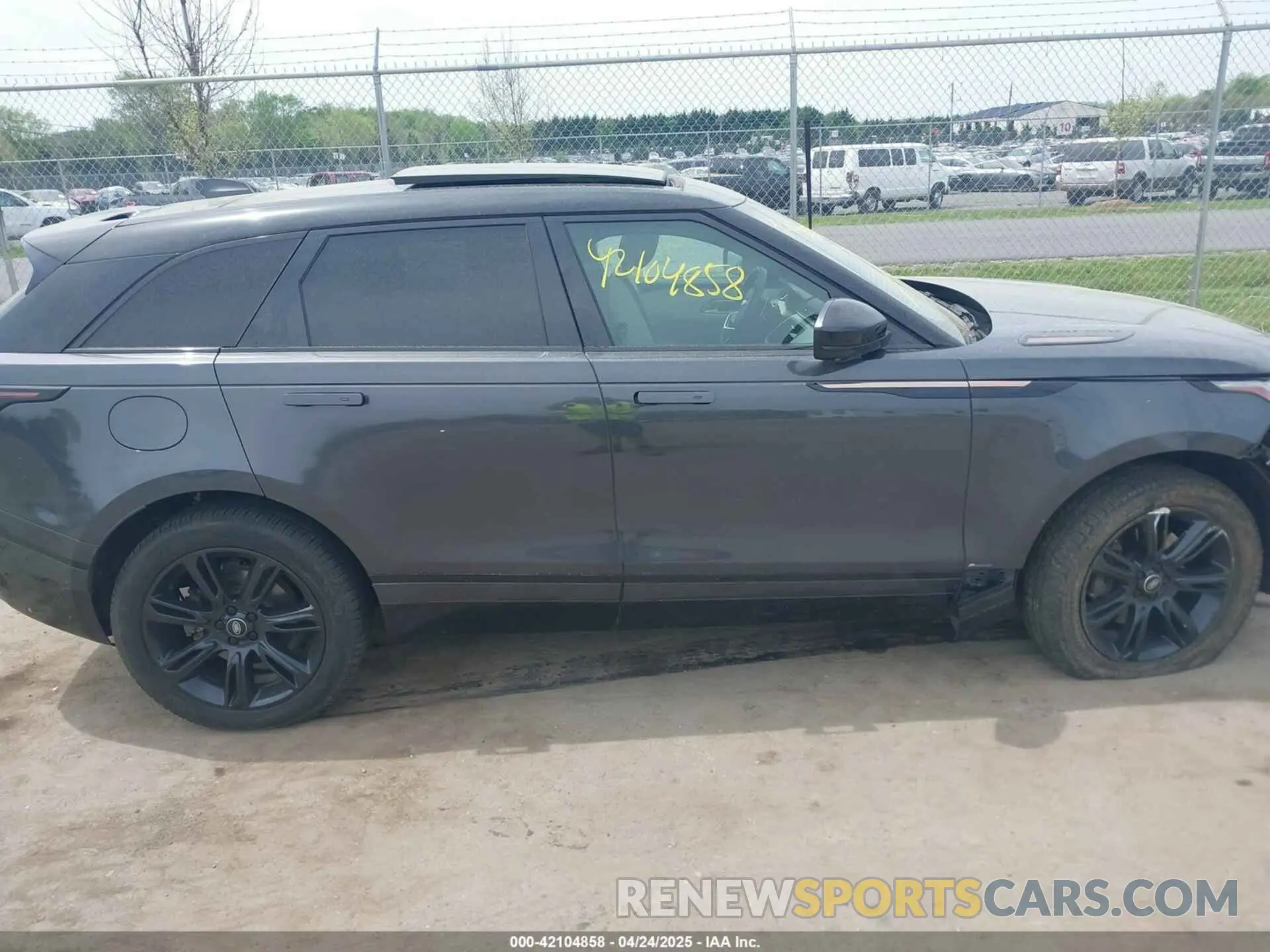 12 fotografías del automóvil dañado SALYT2EX8MA323426 LAND ROVER RANGE ROVER VELAR 2021