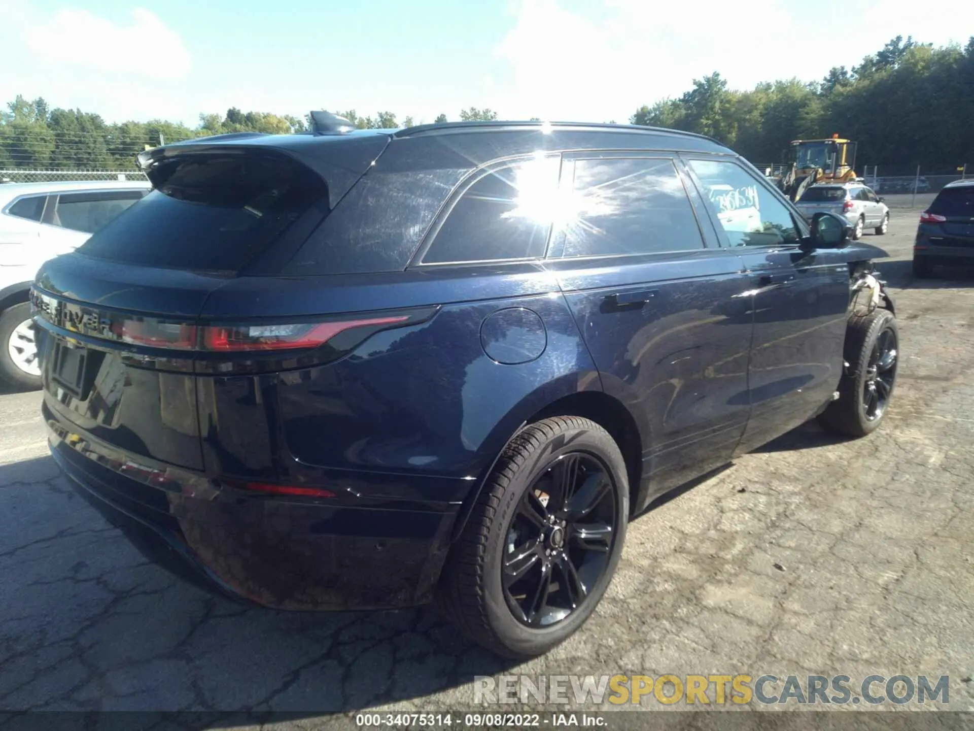 4 fotografías del automóvil dañado SALYT2EX9MA316260 LAND ROVER RANGE ROVER VELAR 2021