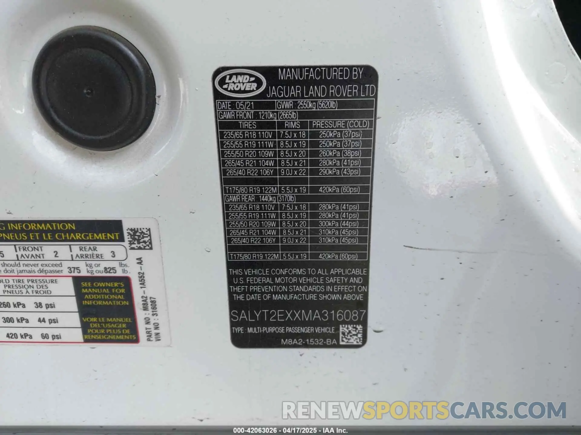 9 fotografías del automóvil dañado SALYT2EXXMA316087 LAND ROVER RANGE ROVER VELAR 2021