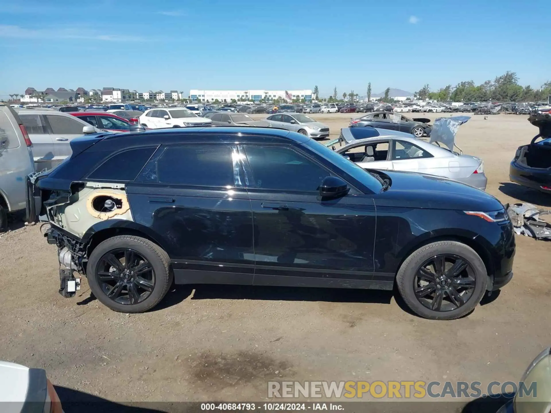14 fotografías del automóvil dañado SALYJ2EX3NA347057 LAND ROVER RANGE ROVER VELAR 2022