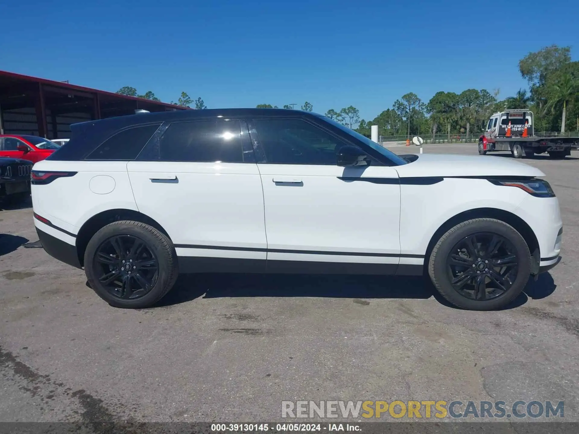 13 fotografías del automóvil dañado SALYJ2EX7NA343366 LAND ROVER RANGE ROVER VELAR 2022