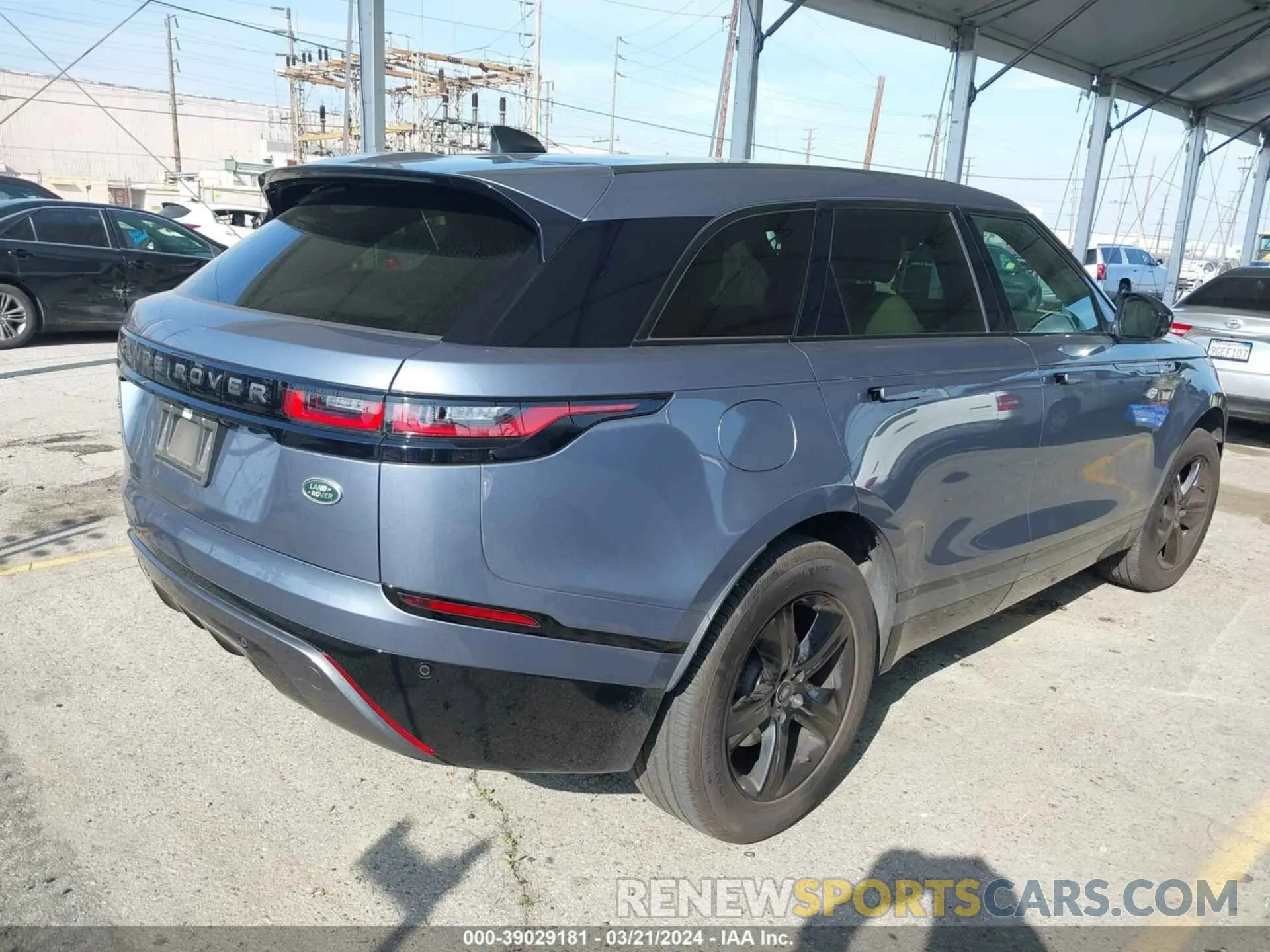 4 fotografías del automóvil dañado SALYT2EX0NA333319 LAND ROVER RANGE ROVER VELAR 2022