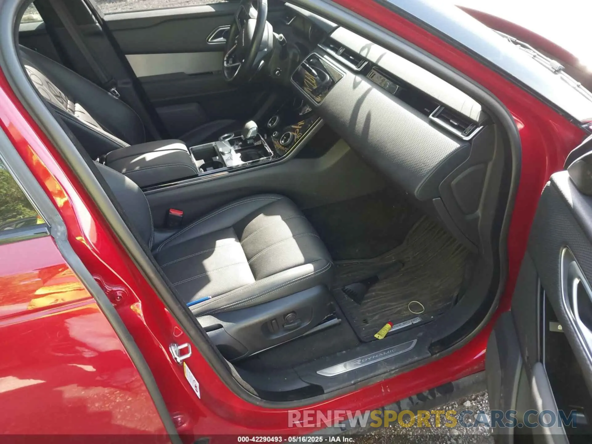 5 fotografías del automóvil dañado SALYT2EX1NA330073 LAND ROVER RANGE ROVER VELAR 2022