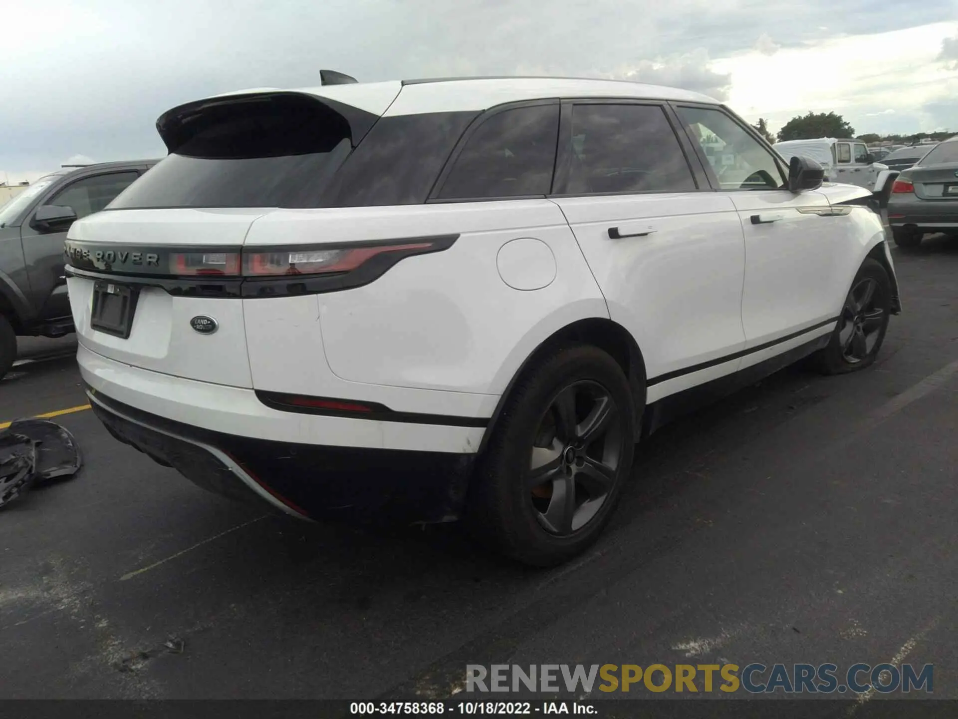 4 fotografías del automóvil dañado SALYT2EX4NA329712 LAND ROVER RANGE ROVER VELAR 2022