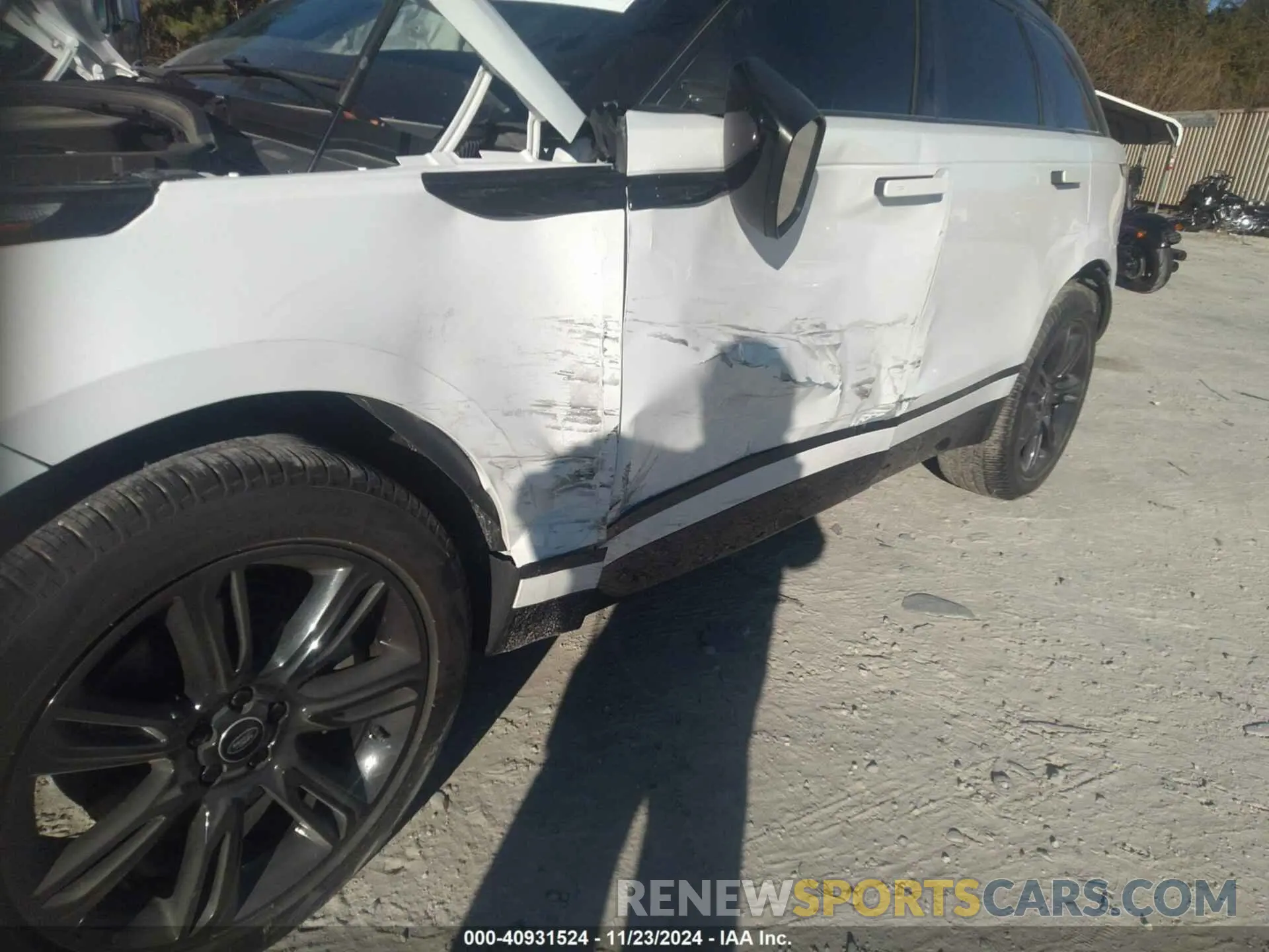 17 fotografías del automóvil dañado SALYT2EX4NA335722 LAND ROVER RANGE ROVER VELAR 2022