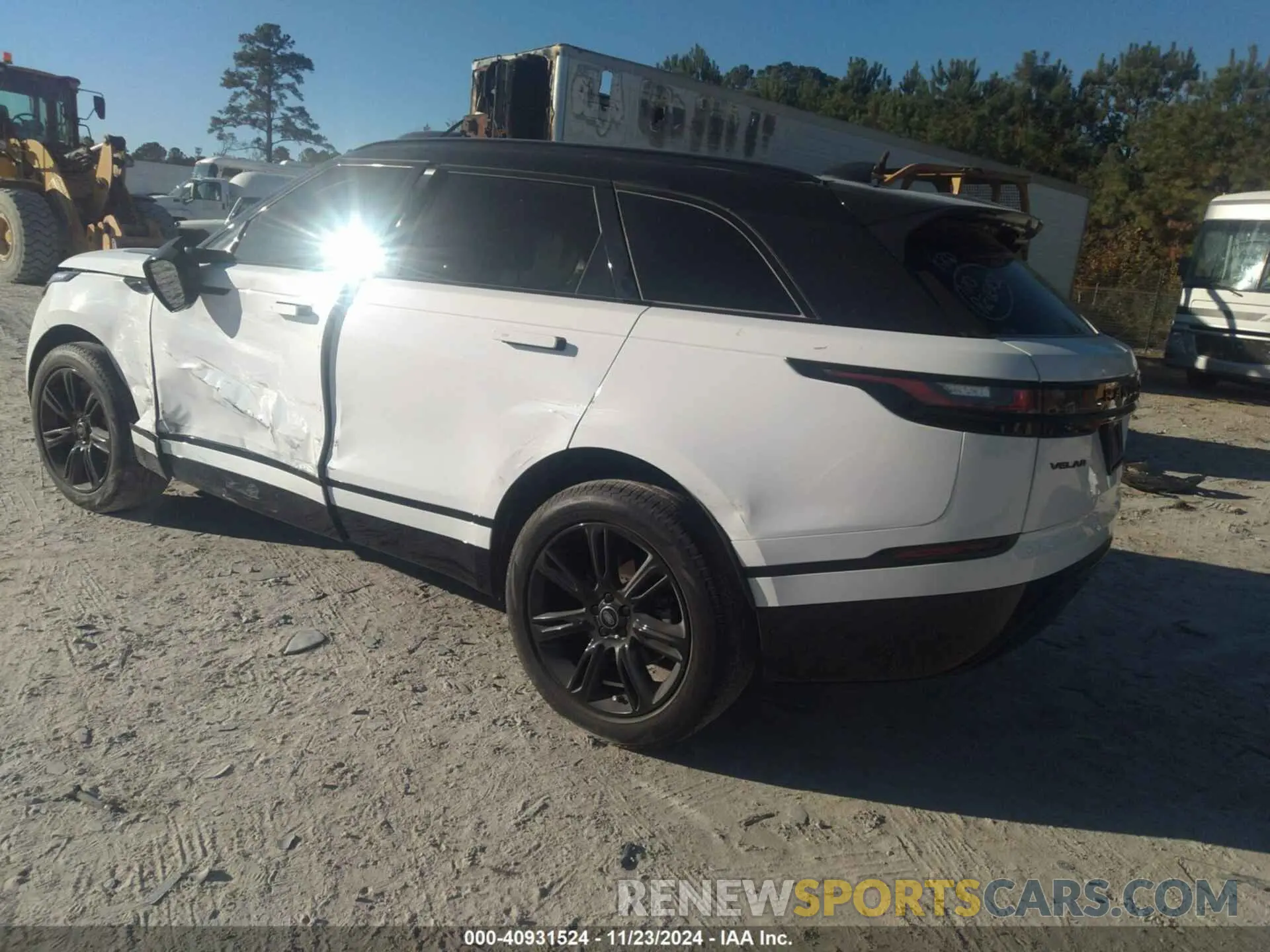 3 fotografías del automóvil dañado SALYT2EX4NA335722 LAND ROVER RANGE ROVER VELAR 2022