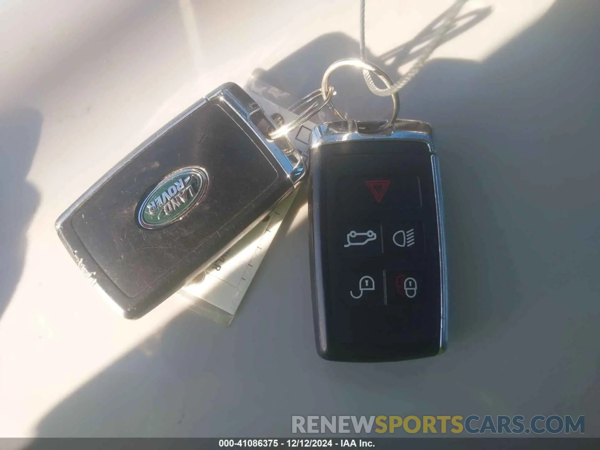 11 fotografías del automóvil dañado SALYT2EX6NA329730 LAND ROVER RANGE ROVER VELAR 2022