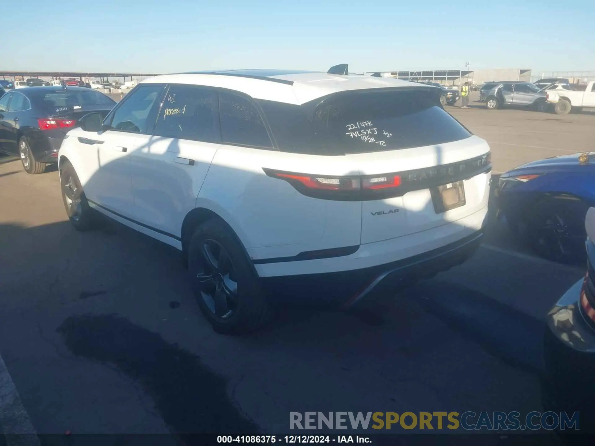 3 fotografías del automóvil dañado SALYT2EX6NA329730 LAND ROVER RANGE ROVER VELAR 2022