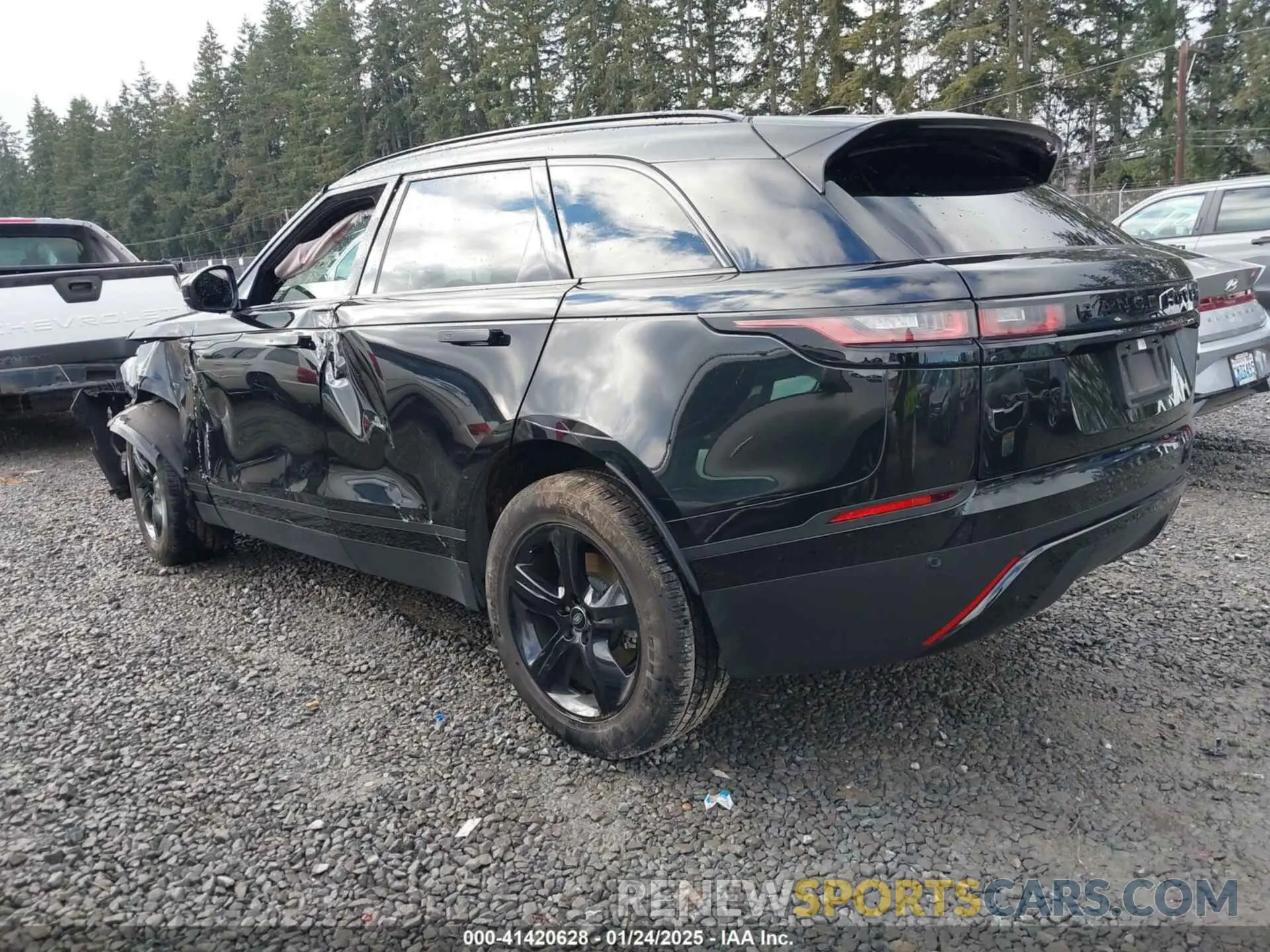 3 fotografías del automóvil dañado SALYJ2EX2PA350860 LAND ROVER RANGE ROVER VELAR 2023