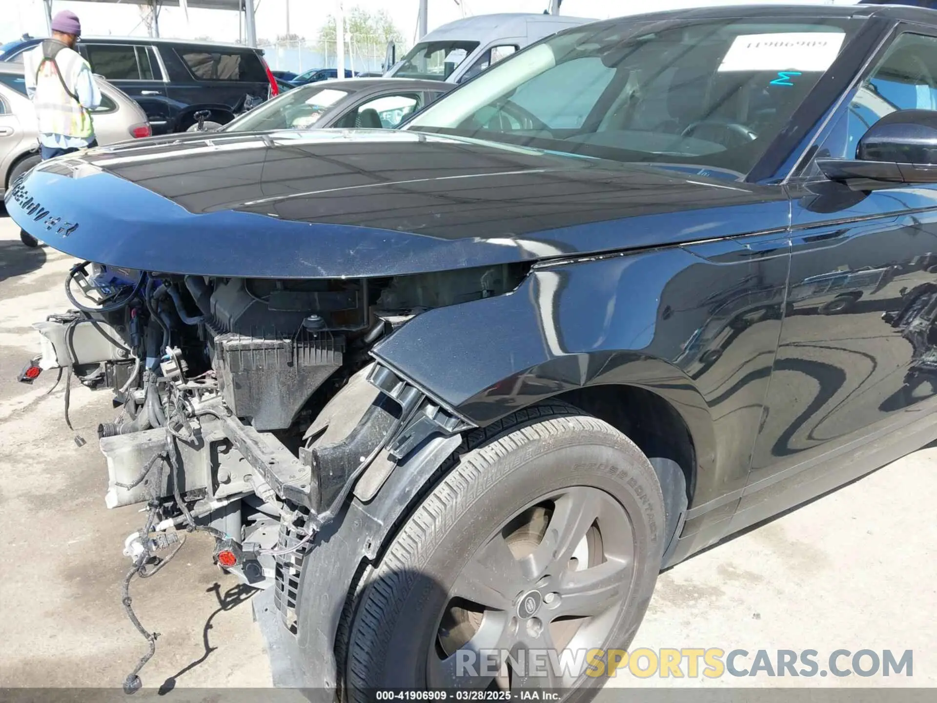 6 fotografías del automóvil dañado SALYJ2EXXPA351416 LAND ROVER RANGE ROVER VELAR 2023