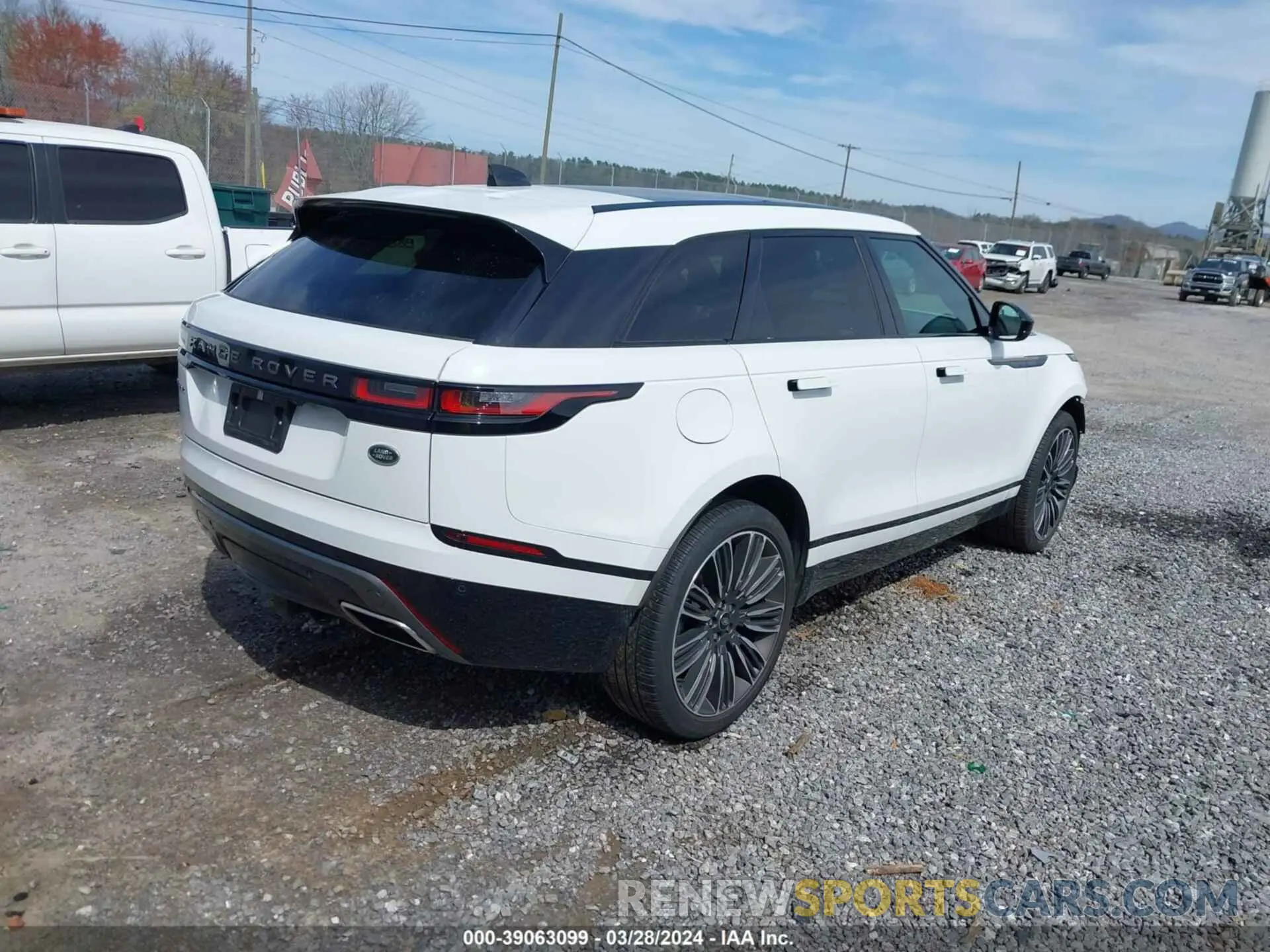 4 fotografías del automóvil dañado SALYT2EU2PA358506 LAND ROVER RANGE ROVER VELAR 2023