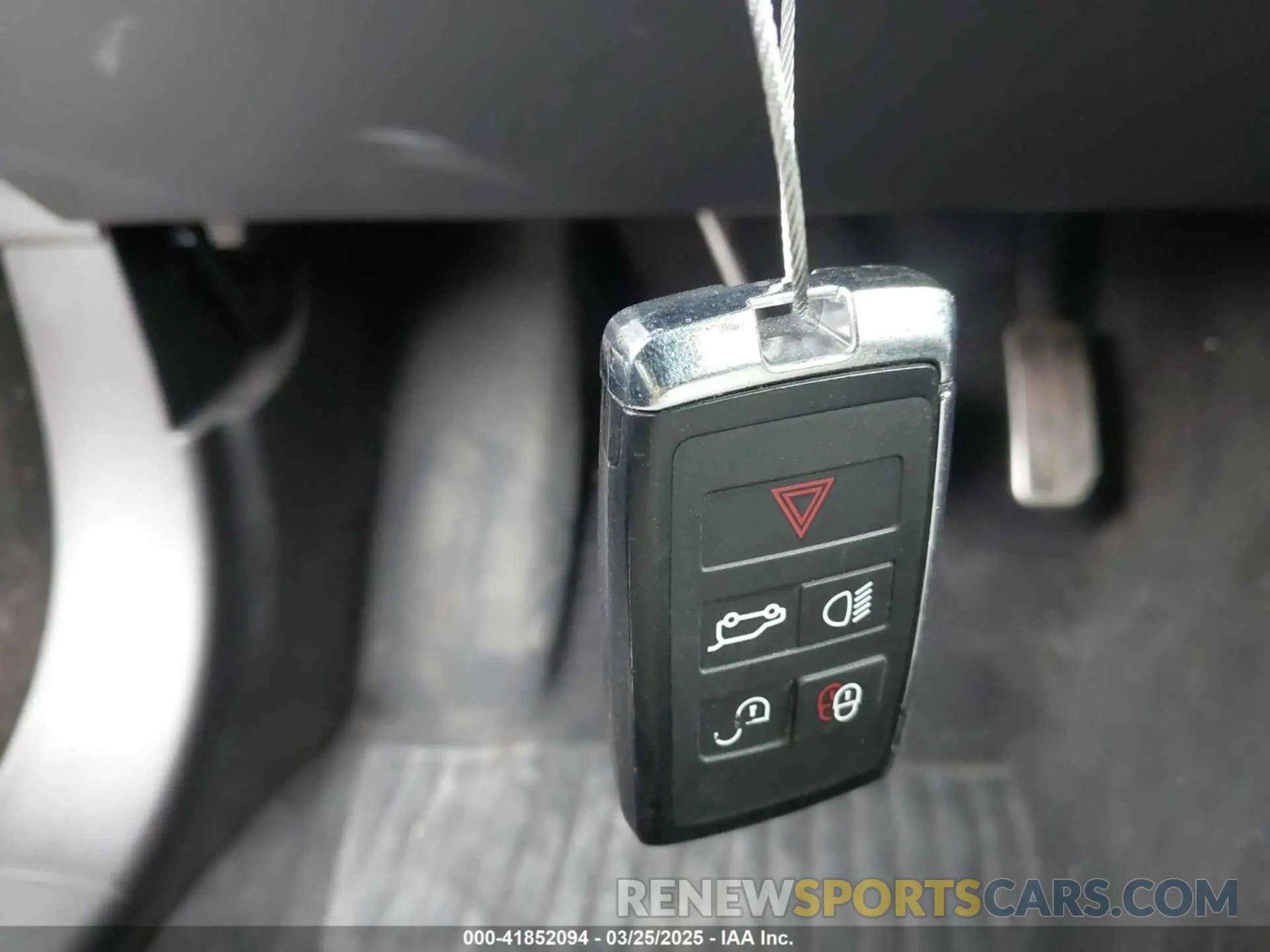 11 fotografías del automóvil dañado SALYT2EU4PA361634 LAND ROVER RANGE ROVER VELAR 2023