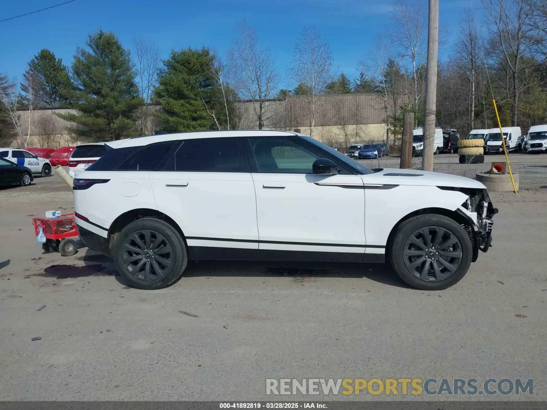 14 fotografías del automóvil dañado SALYT2EX9PA350400 LAND ROVER RANGE ROVER VELAR 2023