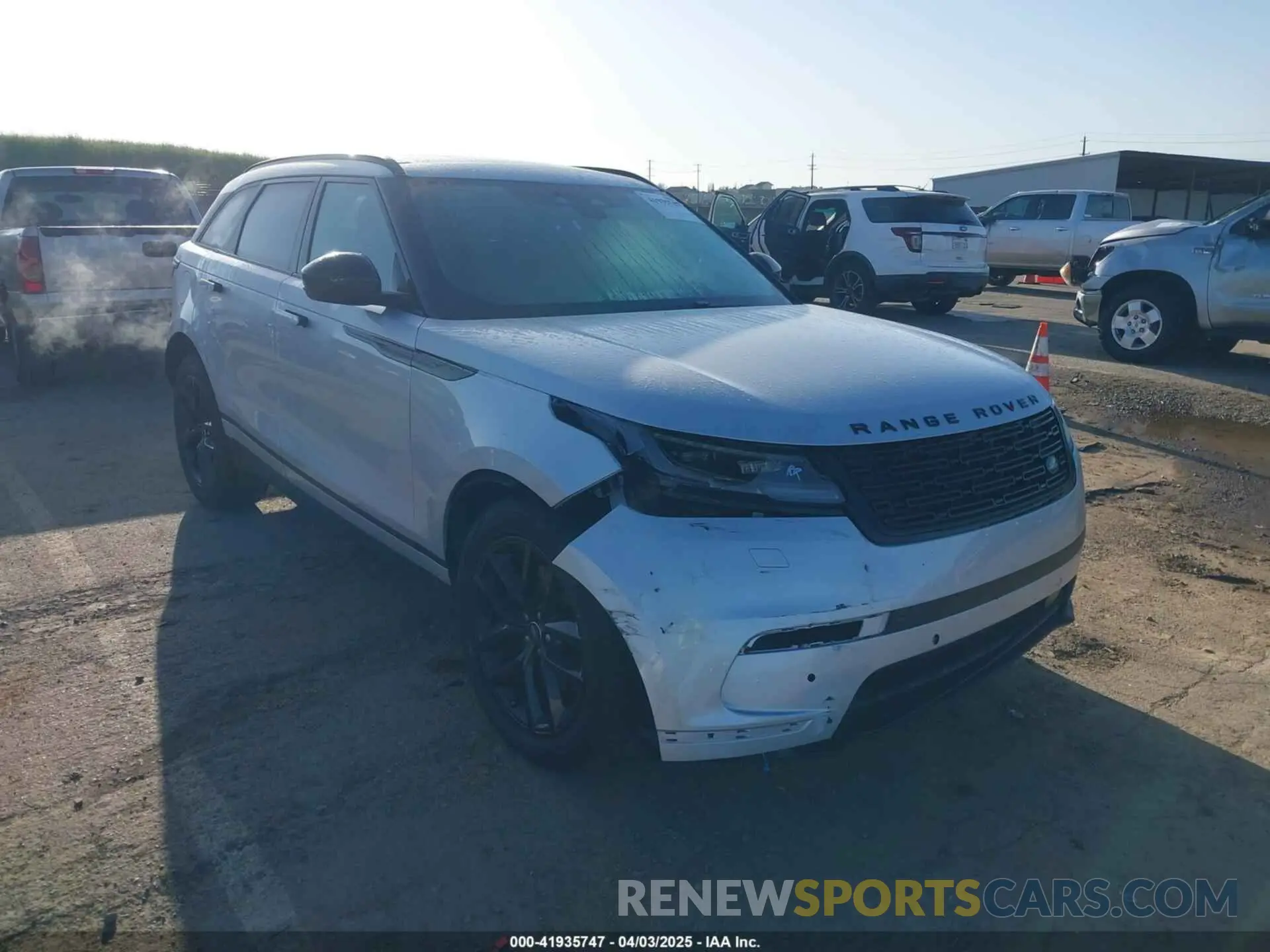 6 fotografías del automóvil dañado SALYJ2EX7RA385591 LAND ROVER RANGE ROVER VELAR 2024