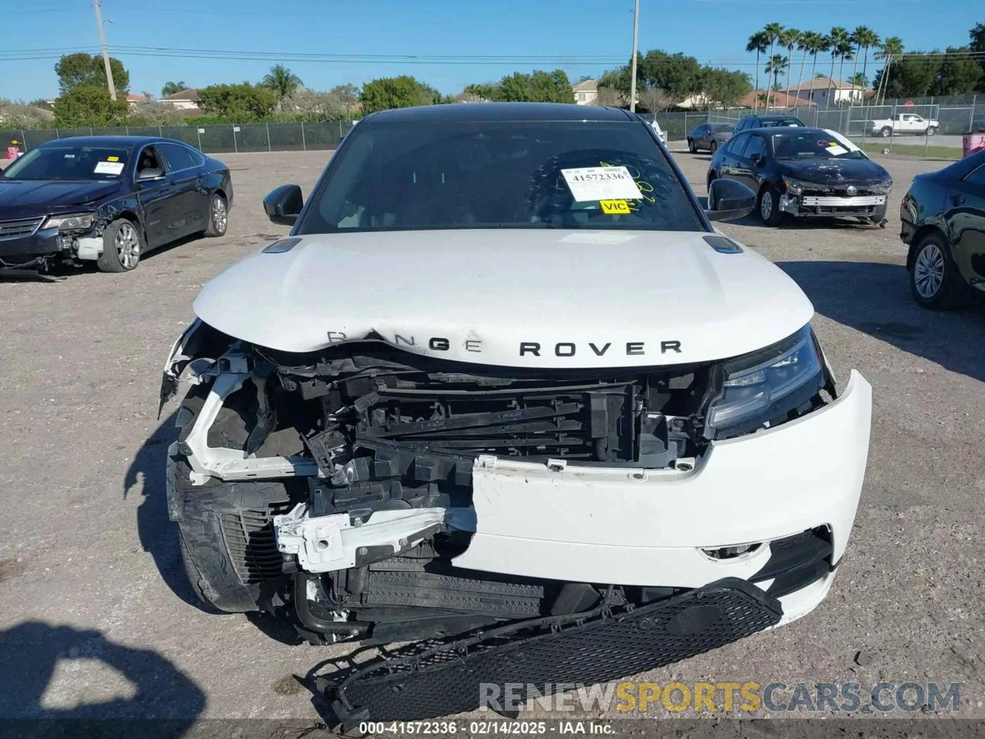 13 fotografías del automóvil dañado SALYL2EX1RA370322 LAND ROVER RANGE ROVER VELAR 2024