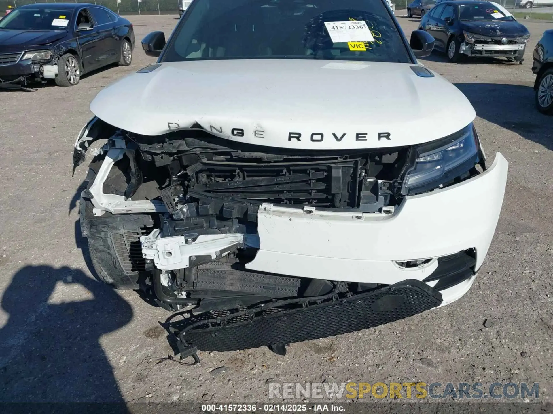 6 fotografías del automóvil dañado SALYL2EX1RA370322 LAND ROVER RANGE ROVER VELAR 2024