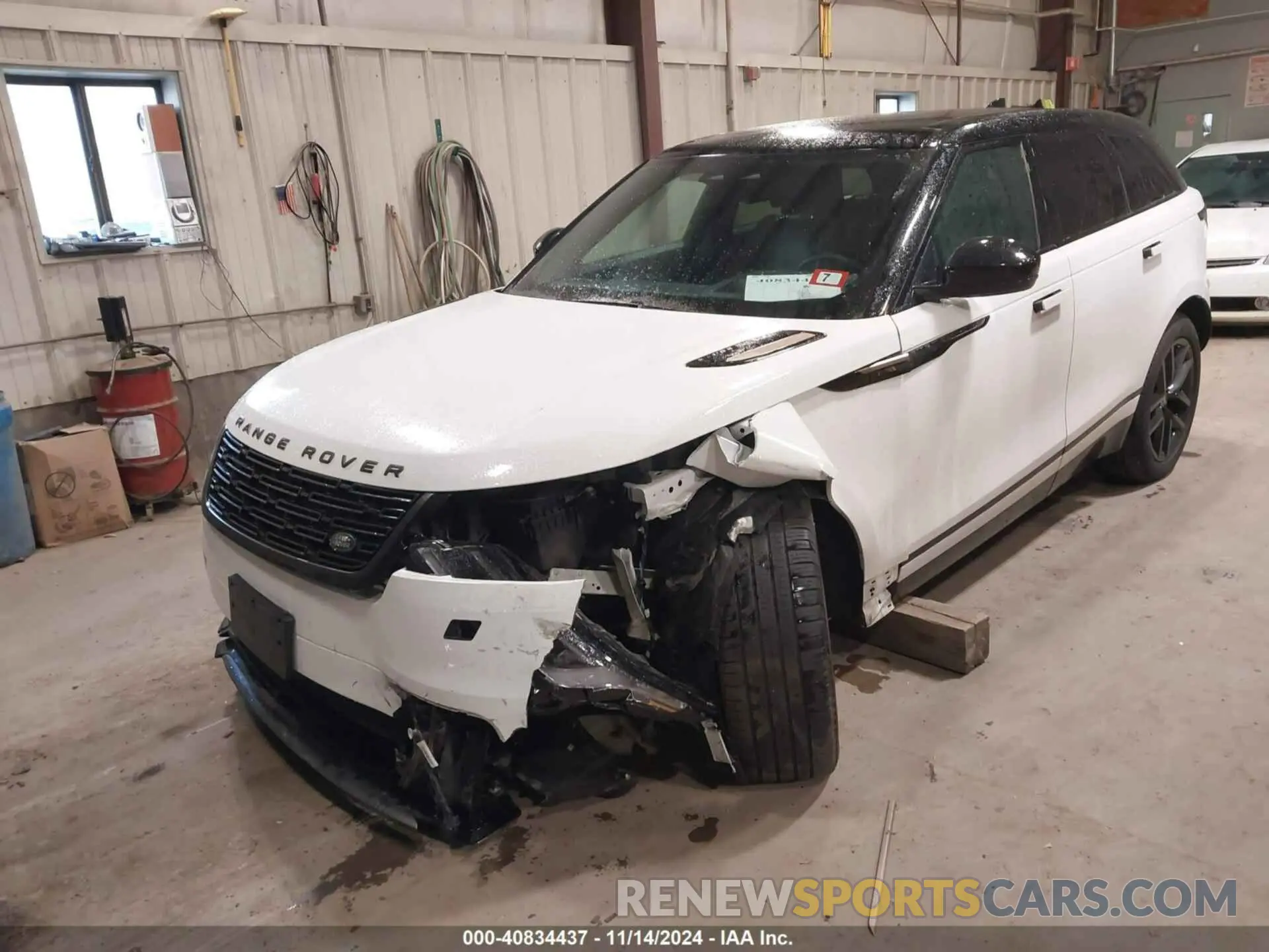 6 fotografías del automóvil dañado SALYL2EX9RA370374 LAND ROVER RANGE ROVER VELAR 2024