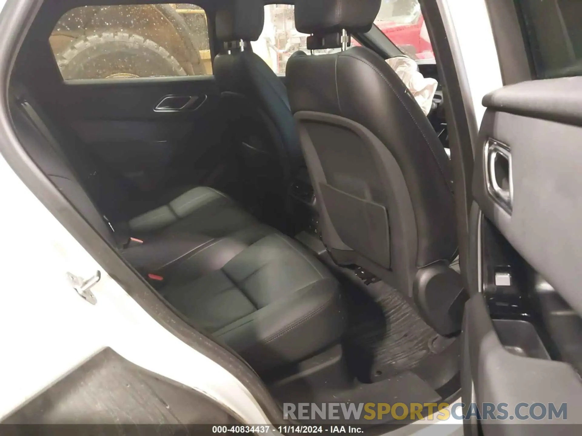 8 fotografías del automóvil dañado SALYL2EX9RA370374 LAND ROVER RANGE ROVER VELAR 2024