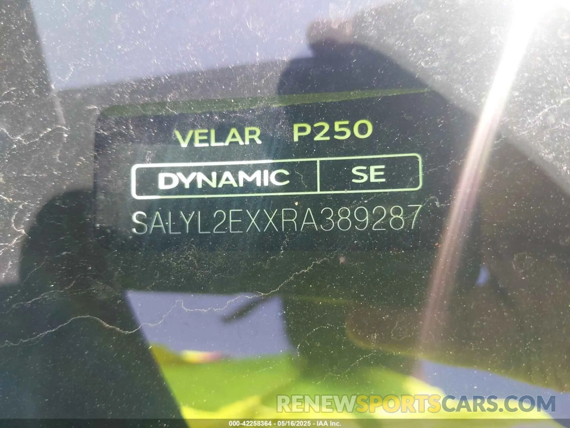 9 fotografías del automóvil dañado SALYL2EXXRA389287 LAND ROVER RANGE ROVER VELAR 2024