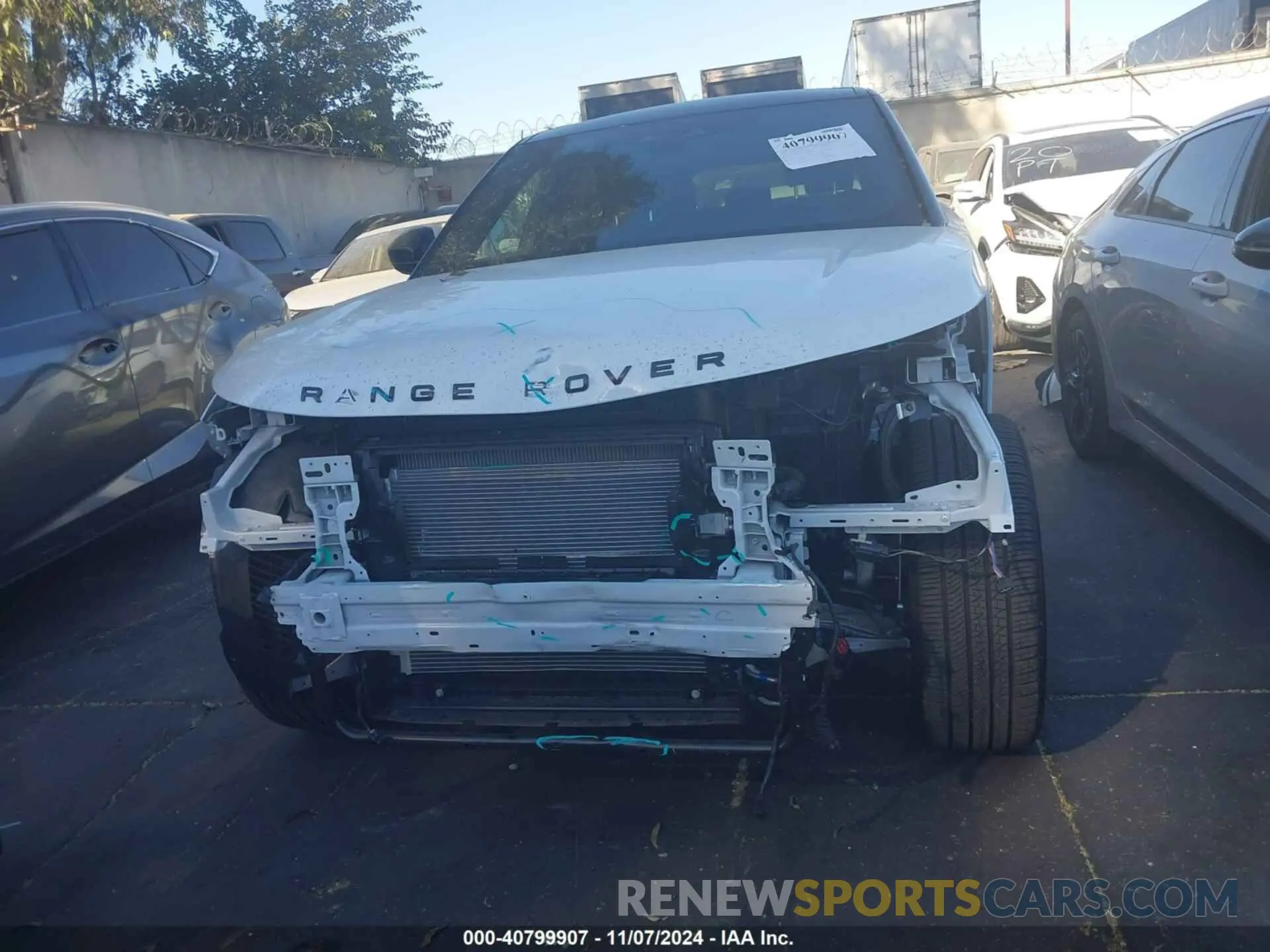 12 fotografías del automóvil dañado SALYJ2EX3SA392513 LAND ROVER RANGE ROVER VELAR 2025