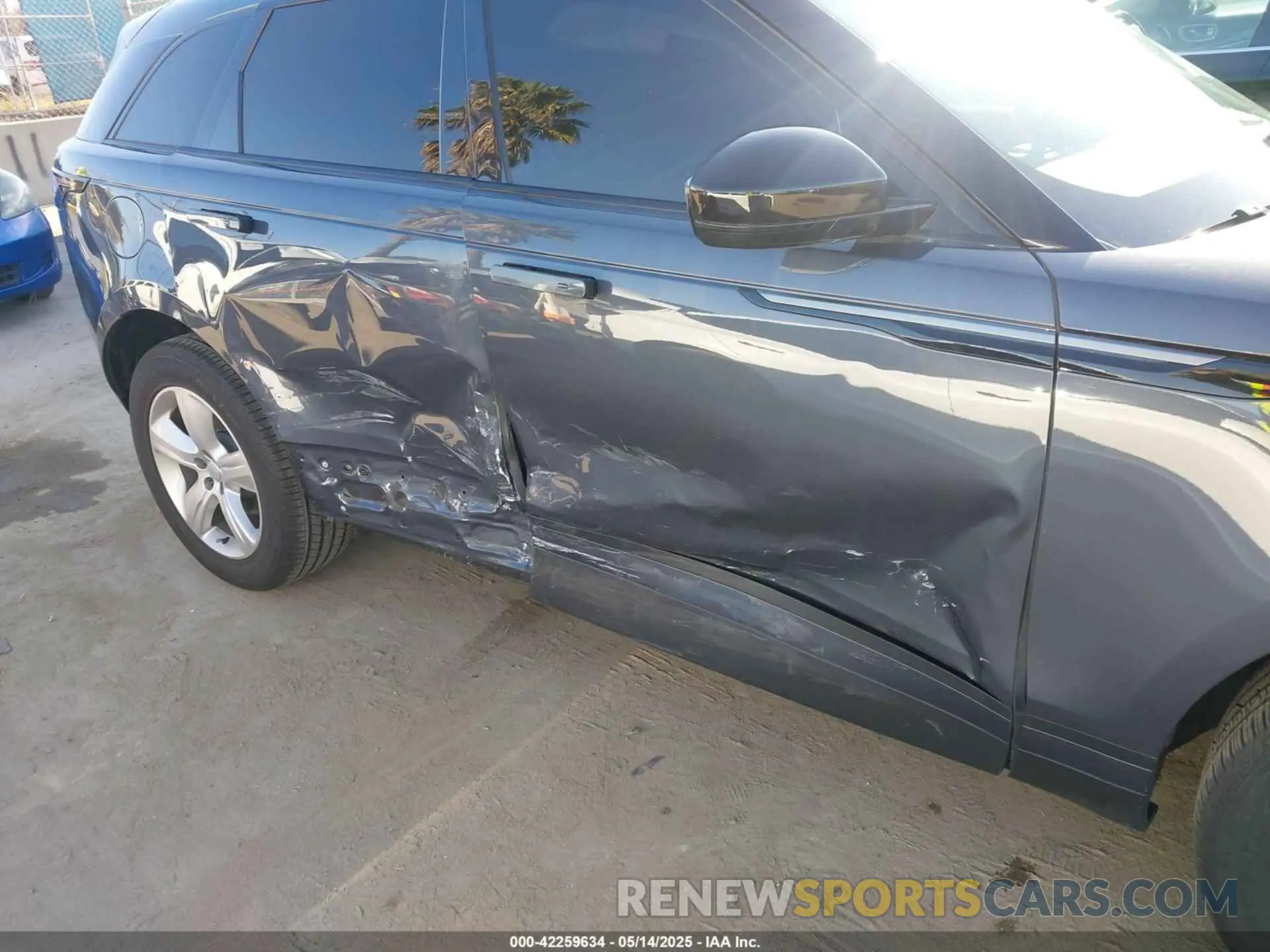 6 fotografías del automóvil dañado SALYJ2EX5SA392822 LAND ROVER RANGE ROVER VELAR 2025