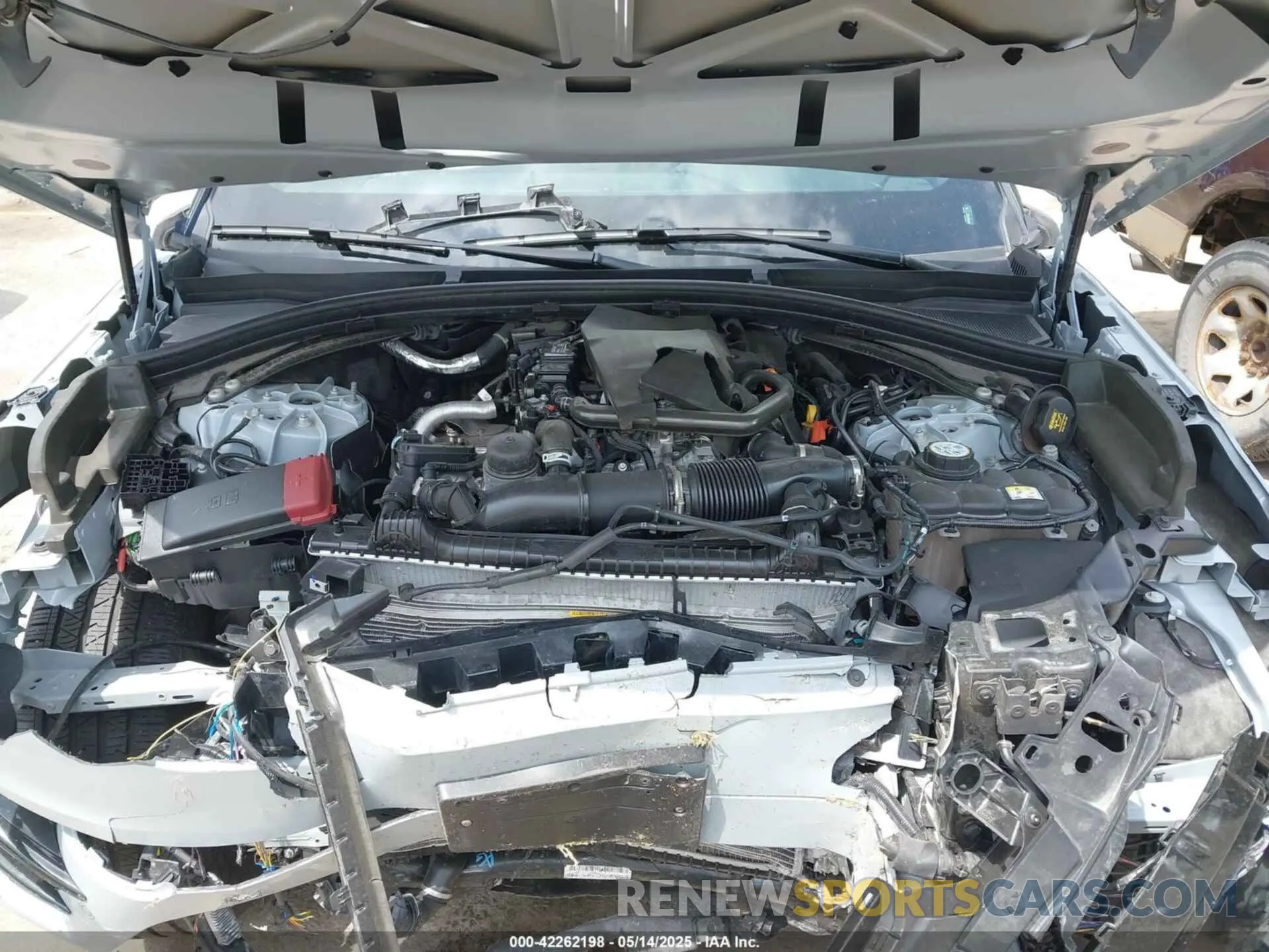10 fotografías del automóvil dañado SALYL2EX1SA394559 LAND ROVER RANGE ROVER VELAR 2025