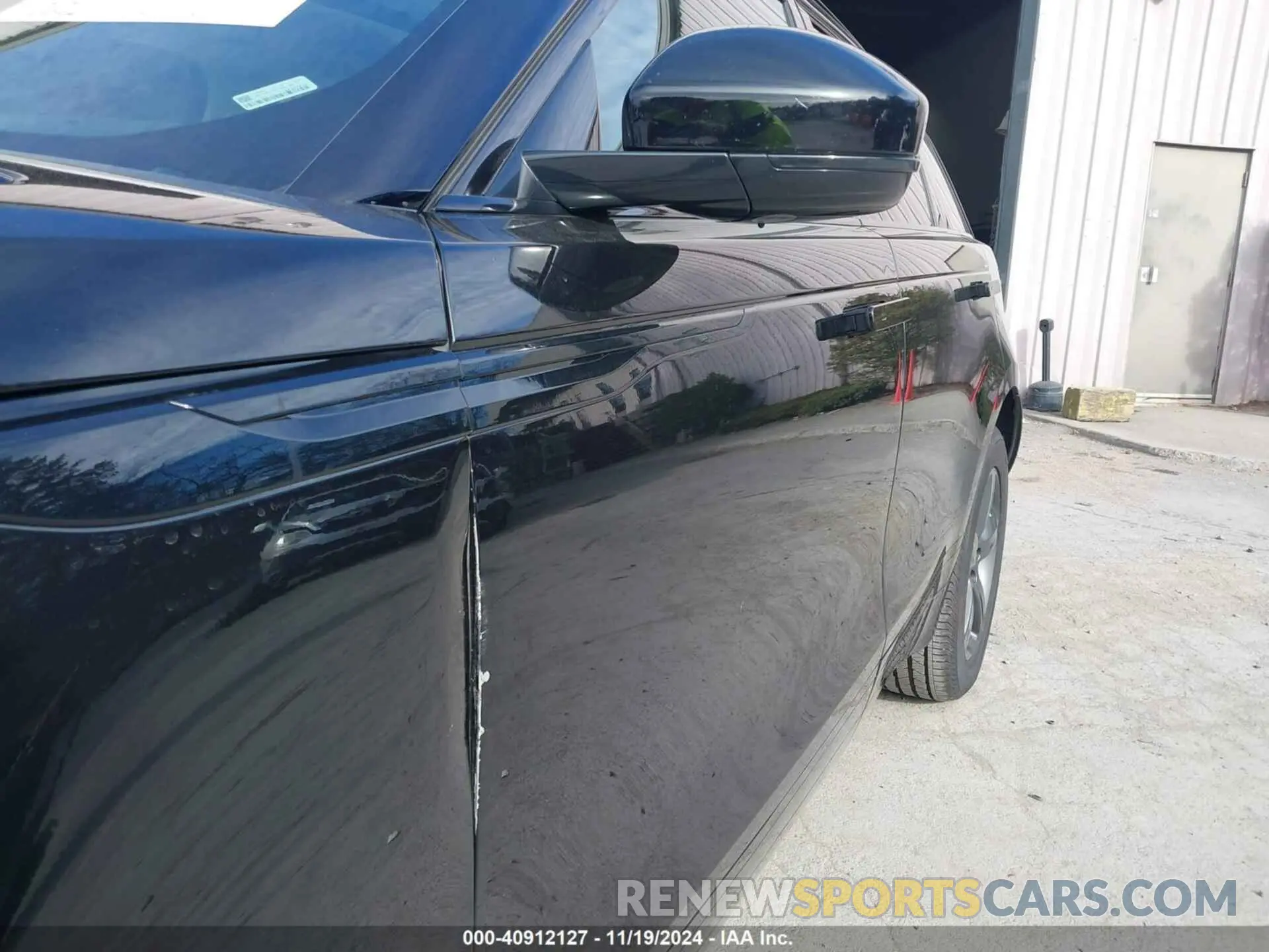 17 fotografías del automóvil dañado SALYL2EX9SA397676 LAND ROVER RANGE ROVER VELAR 2025