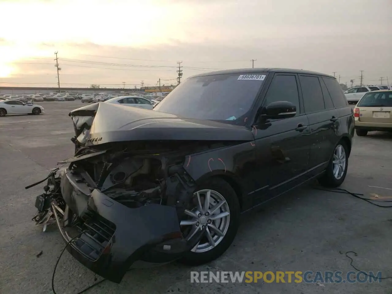 2 fotografías del automóvil dañado SALGR2RV4KA523333 LAND ROVER RANGEROVER 2019