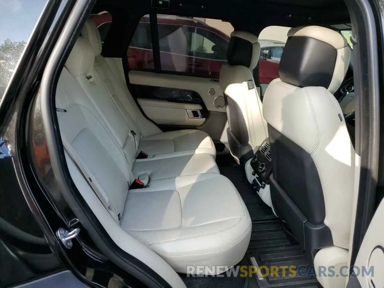11 fotografías del automóvil dañado SALGS2RE0KA541882 LAND ROVER RANGEROVER 2019