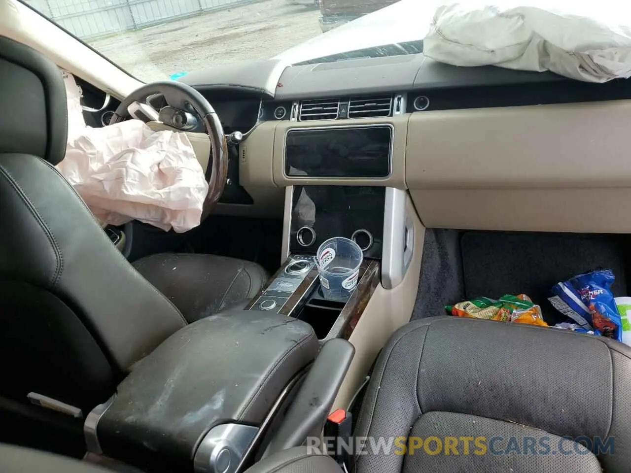 8 fotografías del automóvil dañado SALGS2RE3KA530410 LAND ROVER RANGEROVER 2019