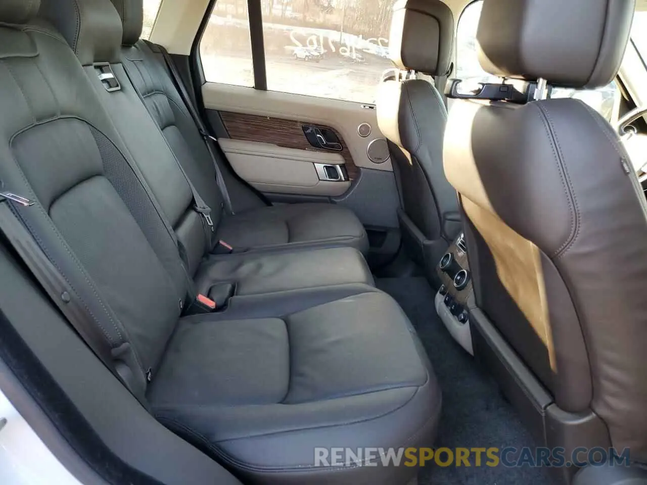 10 fotografías del automóvil dañado SALGS2RE6KA552630 LAND ROVER RANGEROVER 2019