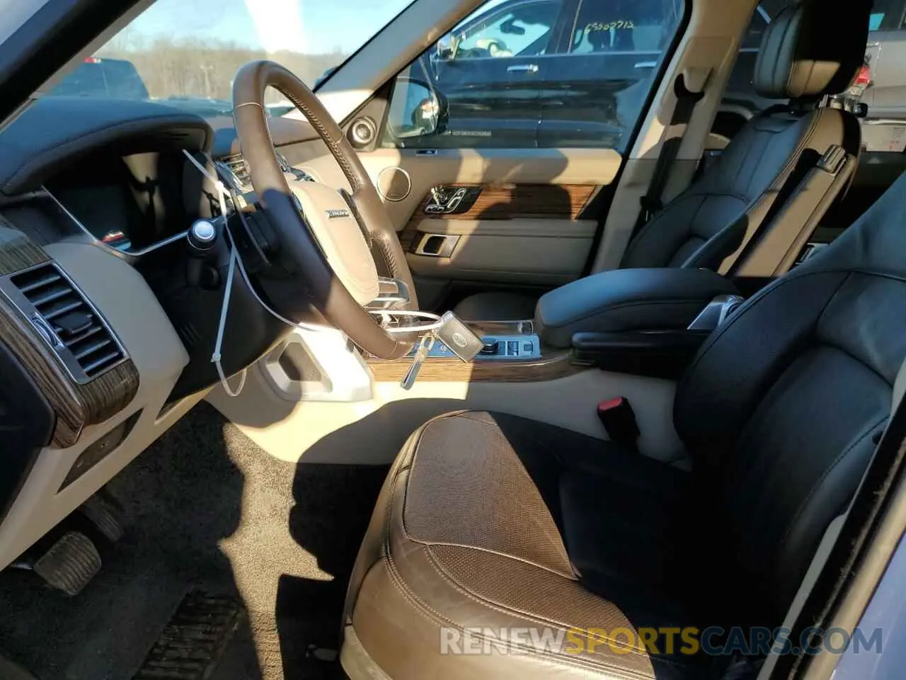7 fotografías del automóvil dañado SALGS2RE6KA552630 LAND ROVER RANGEROVER 2019