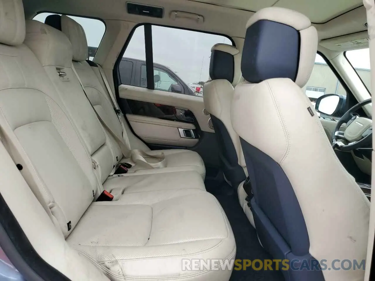 10 fotografías del automóvil dañado SALGS2RE8KA547462 LAND ROVER RANGEROVER 2019