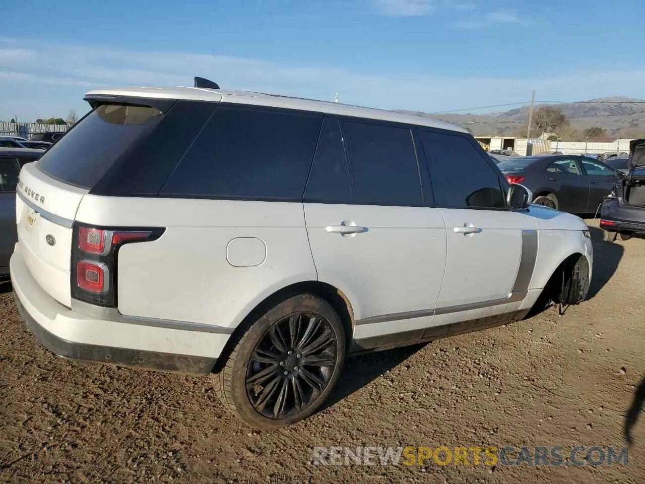 3 fotografías del automóvil dañado SALGS2RE9KA537734 LAND ROVER RANGEROVER 2019