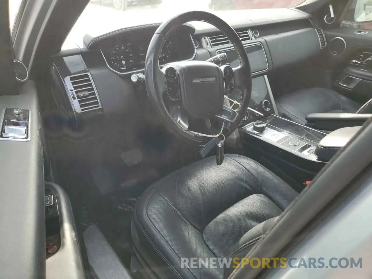 8 fotografías del automóvil dañado SALGS2SV0KA533971 LAND ROVER RANGEROVER 2019