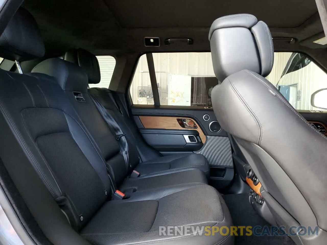6 fotografías del automóvil dañado SALGS2SV0KA546333 LAND ROVER RANGEROVER 2019