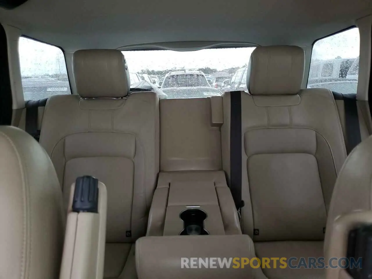 10 fotografías del automóvil dañado SALGS2SV7KA532350 LAND ROVER RANGEROVER 2019