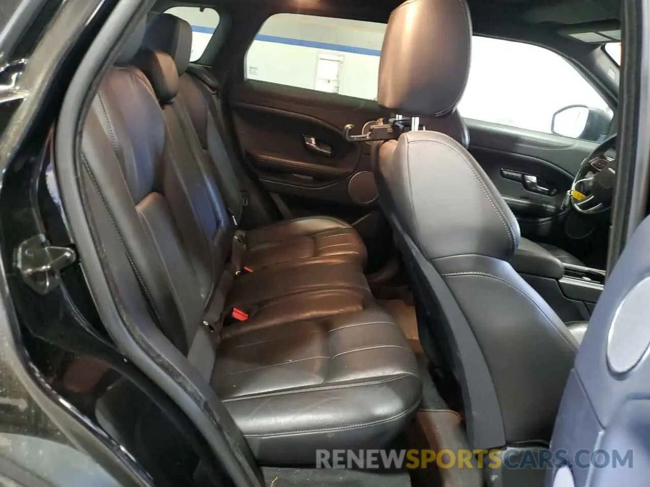 11 fotografías del automóvil dañado SALVP2RX0KH327959 LAND ROVER RANGEROVER 2019
