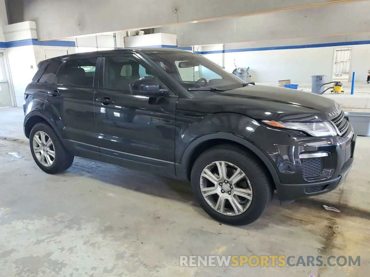 4 fotografías del automóvil dañado SALVP2RX0KH327959 LAND ROVER RANGEROVER 2019