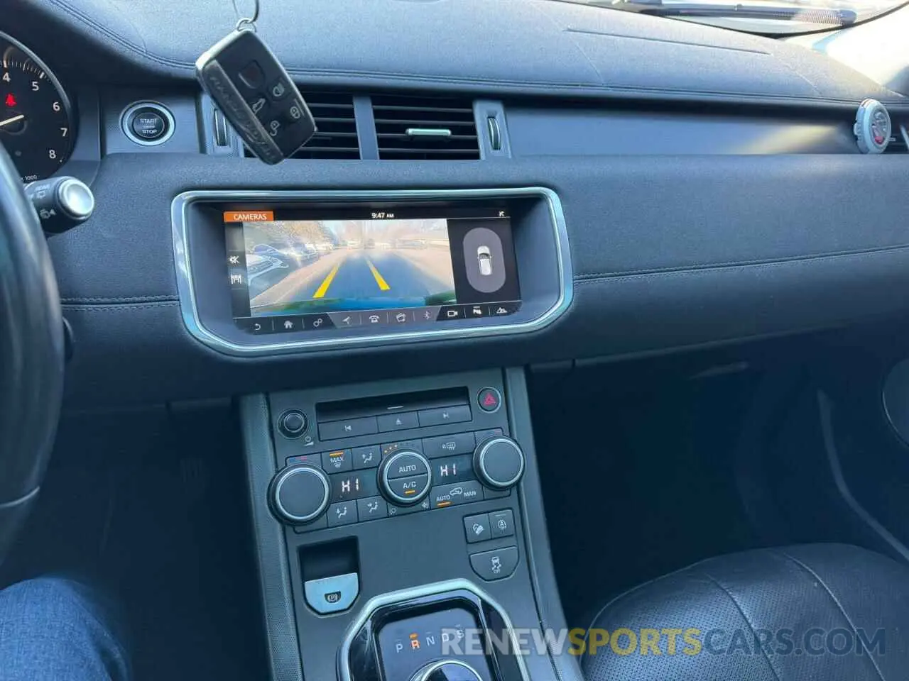 10 fotografías del automóvil dañado SALVP2RX0KH345507 LAND ROVER RANGEROVER 2019