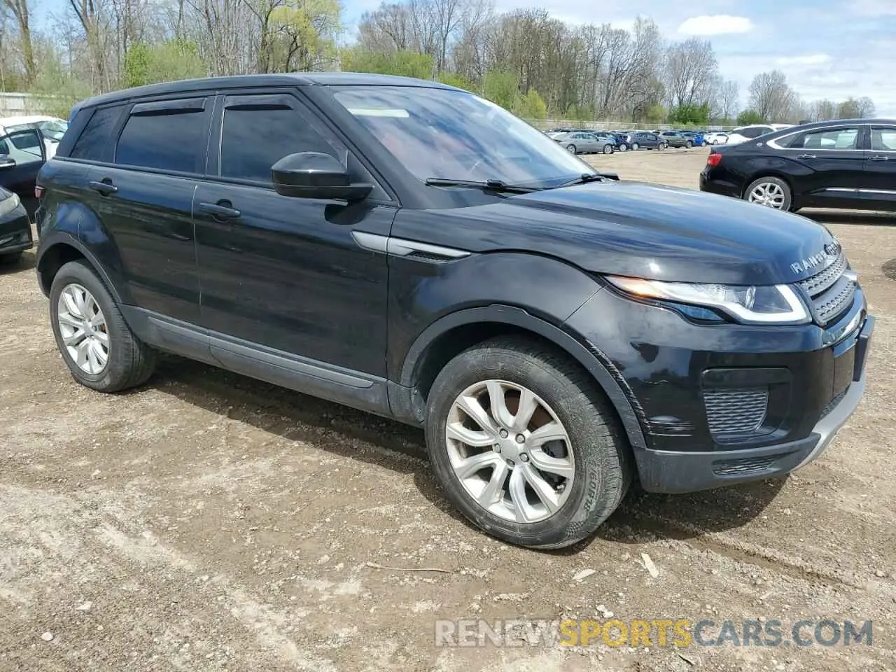 4 fotografías del automóvil dañado SALVP2RX5KH346040 LAND ROVER RANGEROVER 2019