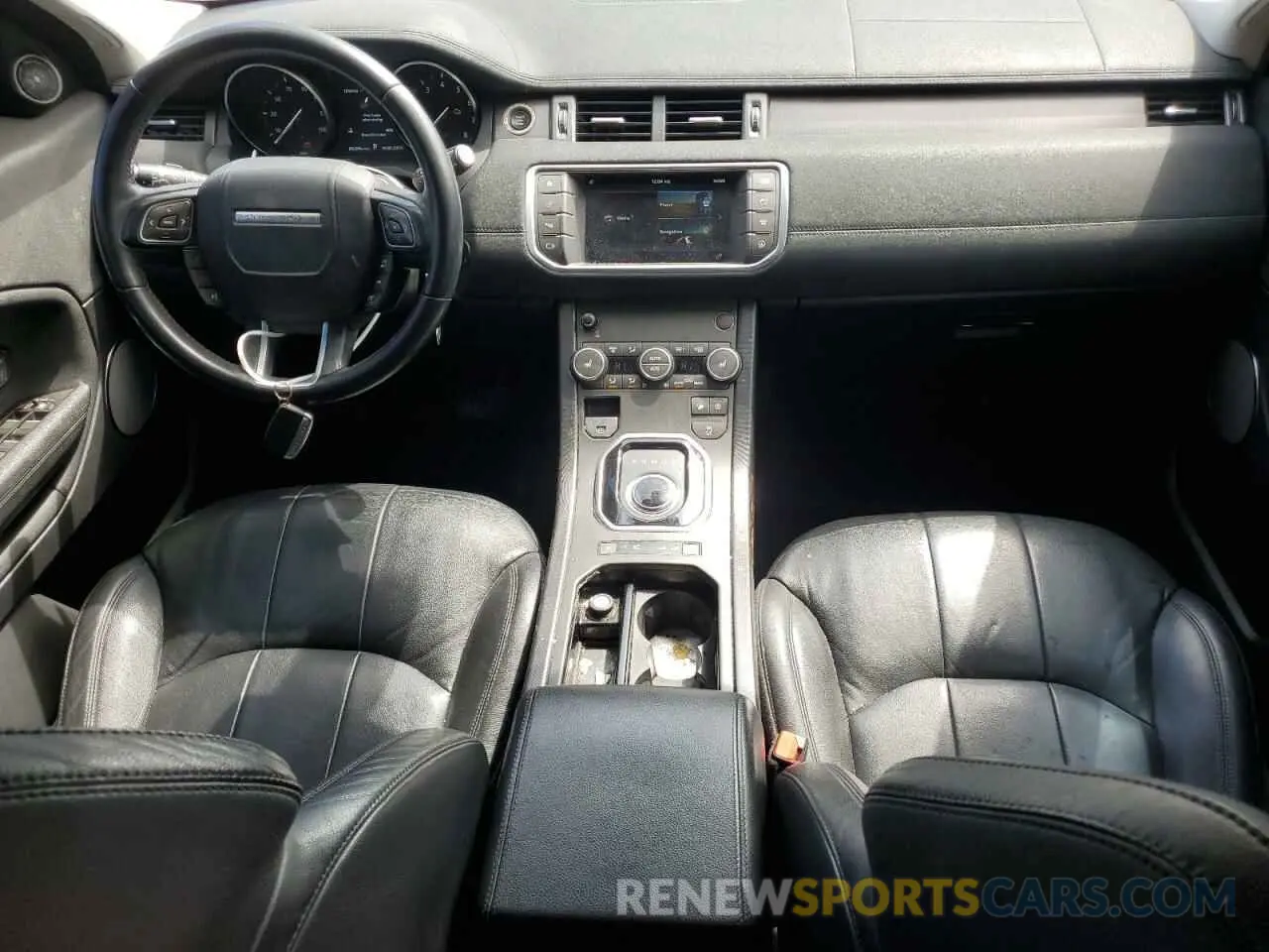8 fotografías del automóvil dañado SALVP2RX5KH346040 LAND ROVER RANGEROVER 2019