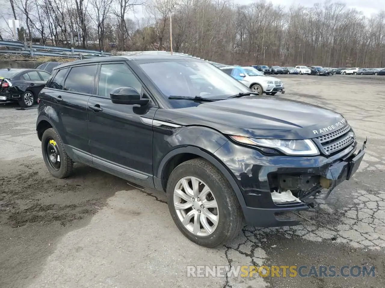 4 fotografías del automóvil dañado SALVP2RX6KH346211 LAND ROVER RANGEROVER 2019