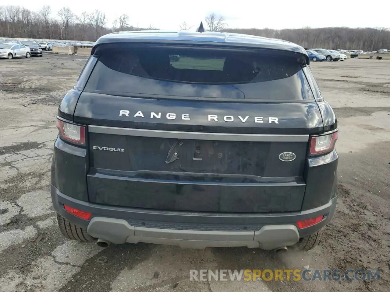 6 fotografías del automóvil dañado SALVP2RX6KH346211 LAND ROVER RANGEROVER 2019