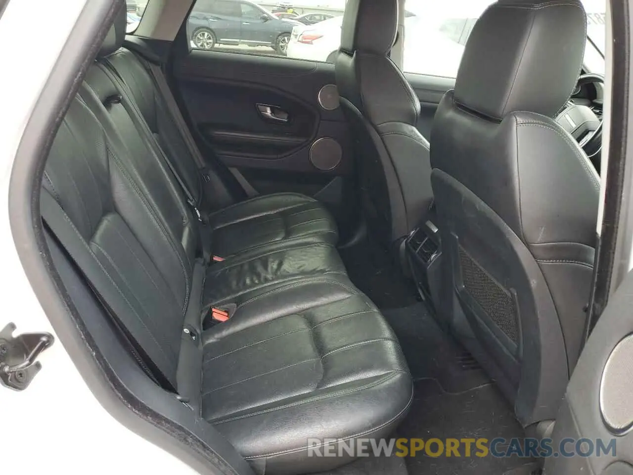 11 fotografías del automóvil dañado SALVP2RX6KH349965 LAND ROVER RANGEROVER 2019
