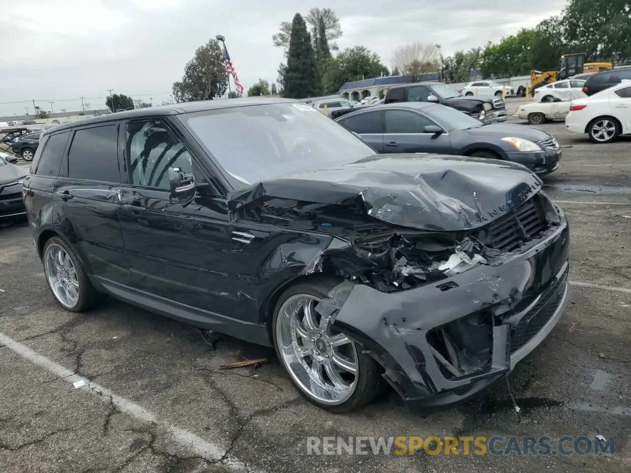 4 fotografías del automóvil dañado SALWG2RU2KA870958 LAND ROVER RANGEROVER 2019