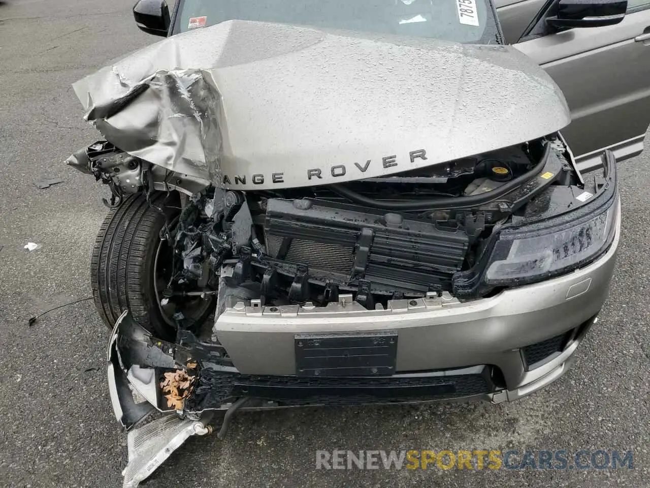12 fotografías del automóvil dañado SALWR2RE3KA855176 LAND ROVER RANGEROVER 2019