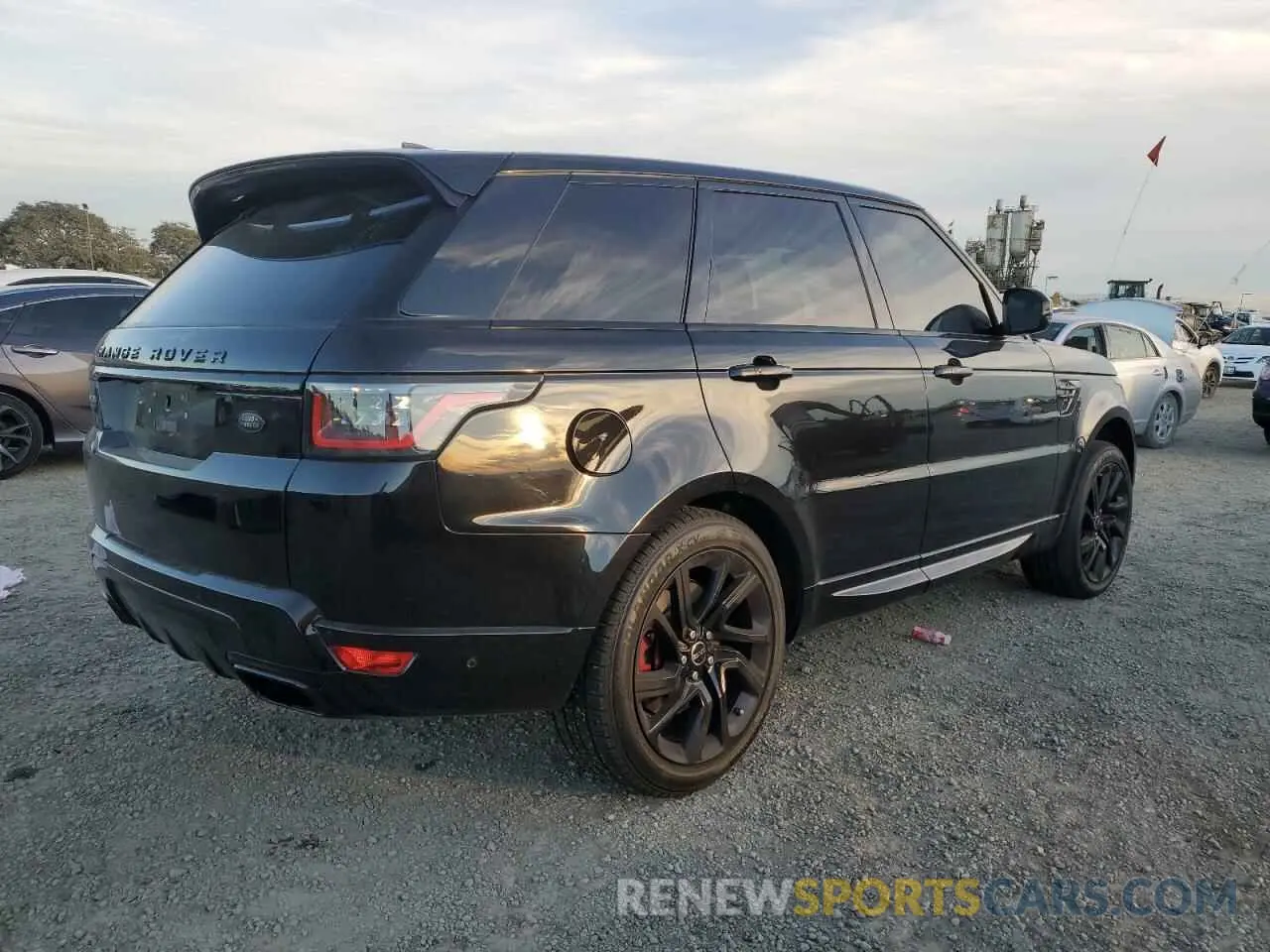 3 fotografías del automóvil dañado SALWR2RE4KA828651 LAND ROVER RANGEROVER 2019