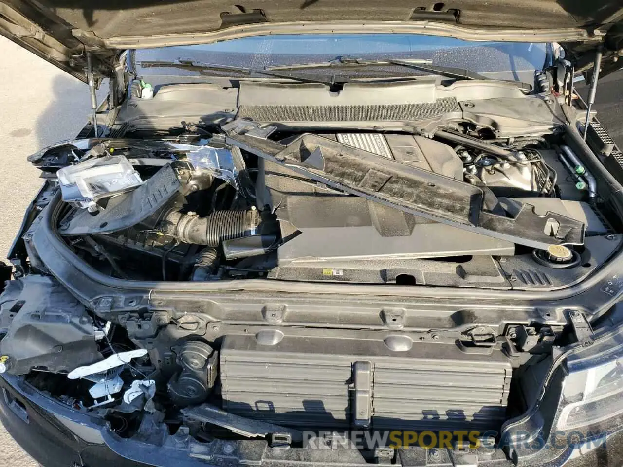 12 fotografías del automóvil dañado SALWR2RV2KA823089 LAND ROVER RANGEROVER 2019
