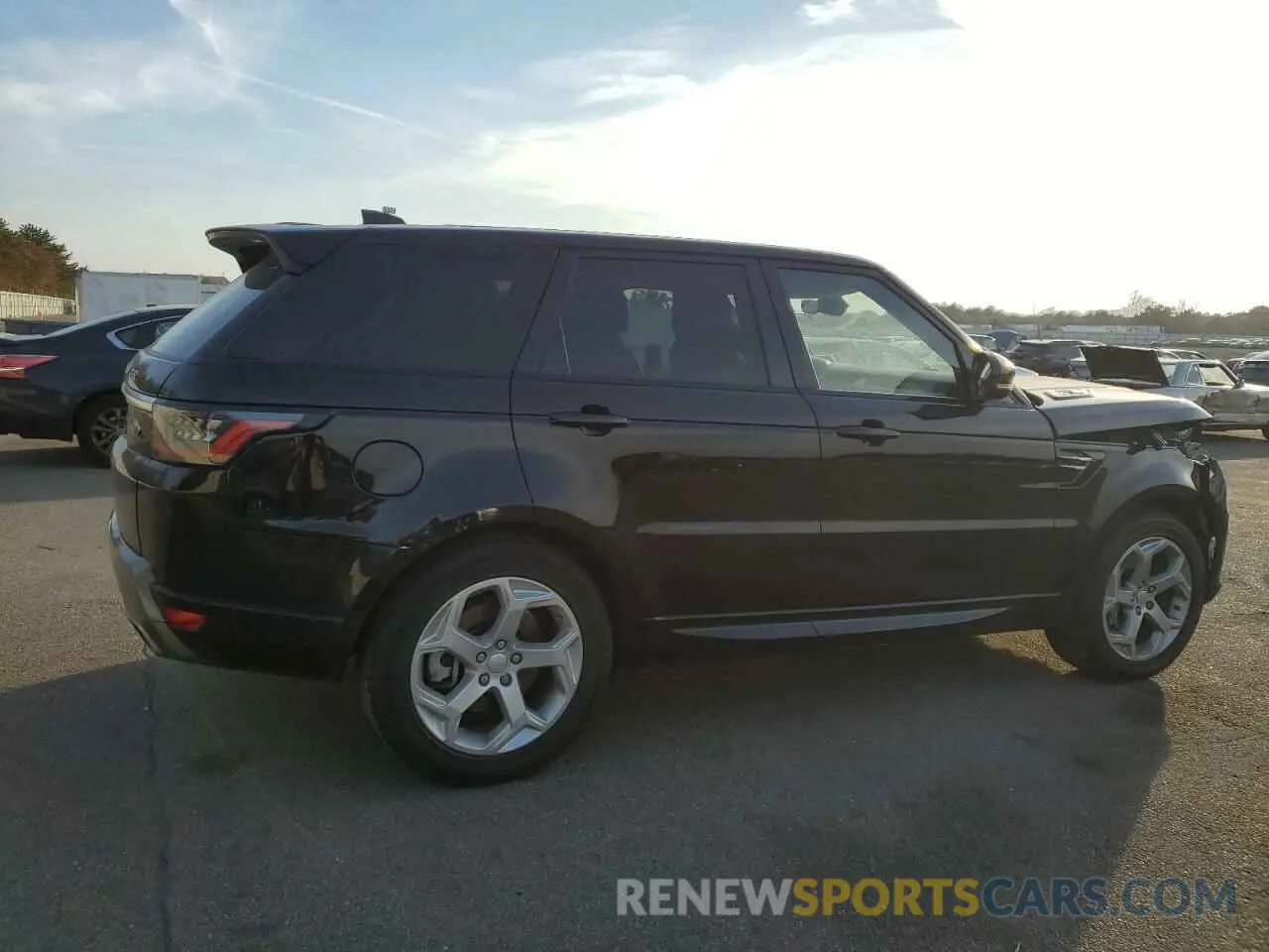 3 fotografías del automóvil dañado SALWR2RV2KA823089 LAND ROVER RANGEROVER 2019